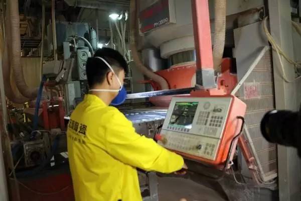 hjc888黄金城--手机版app官网