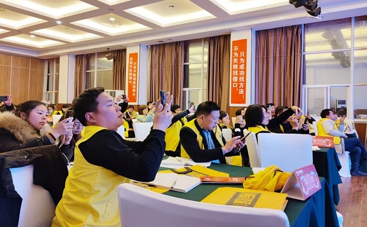 hjc888黄金城陶瓷品牌图片